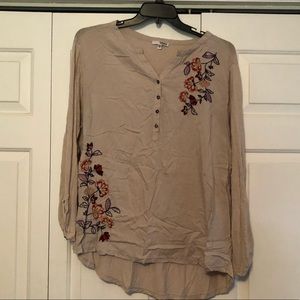 Long sleeve shirt